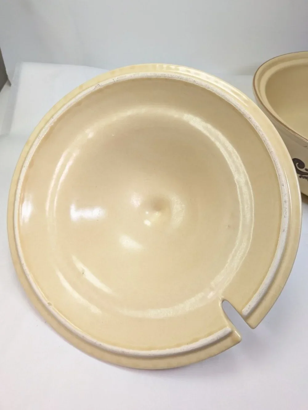 Vintage Pfaltzgraff Village 3-Quart Casserole Dish with Lid Farmhouse Stoneware